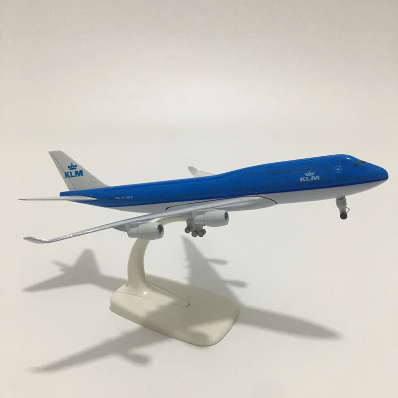 JASON TUTU 20cm Model Aircraft 1:300 scale Diecast