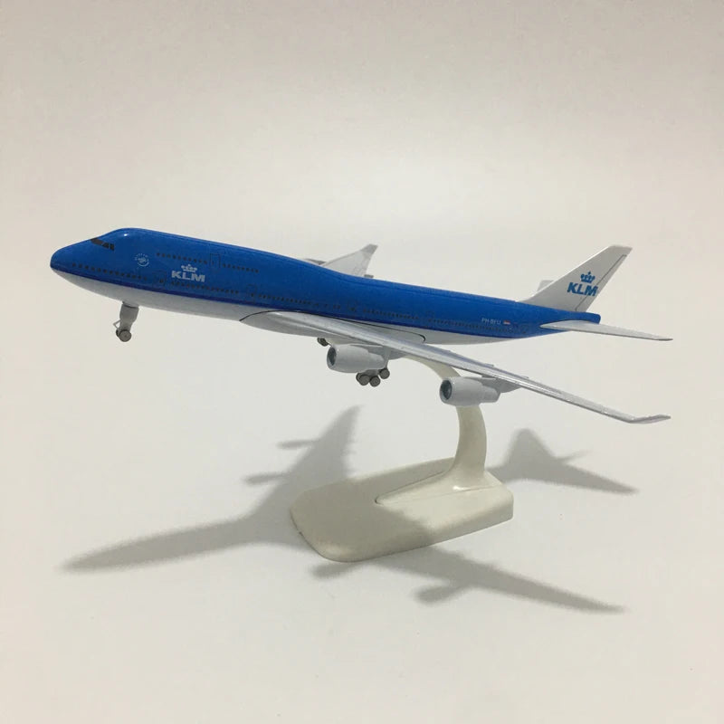 JASON TUTU 20cm Model Aircraft 1:300 scale Diecast