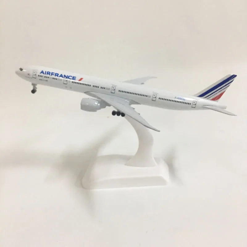 JASON TUTU 20cm Model Aircraft 1:300 scale Diecast