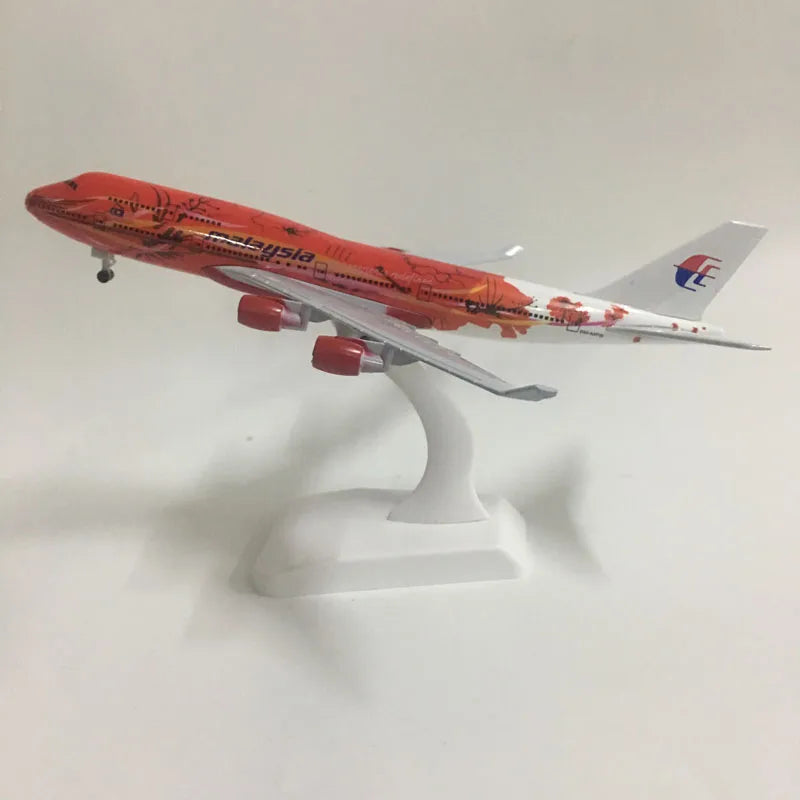 JASON TUTU 20cm Model Aircraft 1:300 scale Diecast