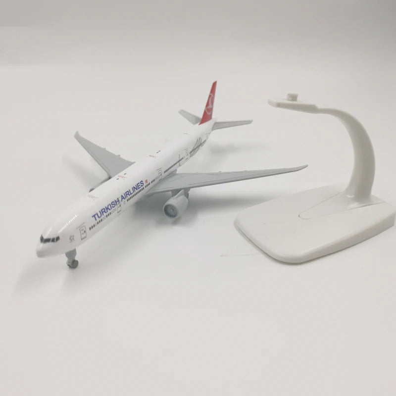 JASON TUTU 20cm Model Aircraft 1:300 scale Diecast
