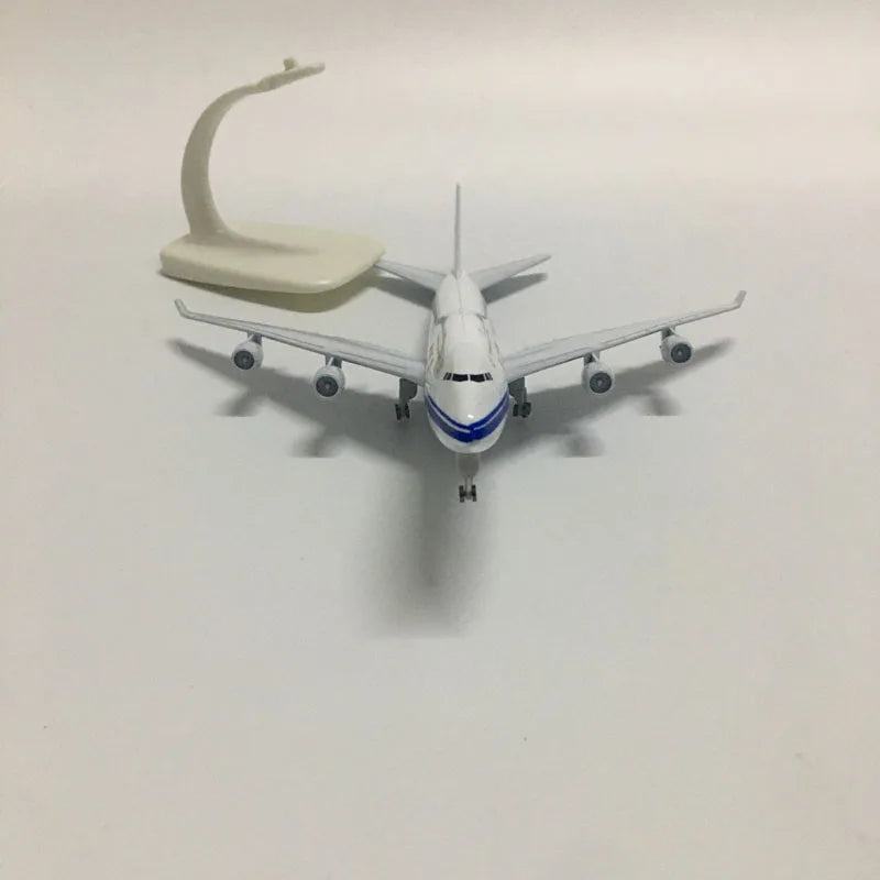 JASON TUTU 20cm Model Aircraft 1:300 scale Diecast