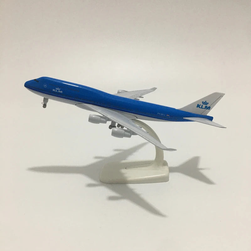 JASON TUTU 20cm Model Aircraft 1:300 scale Diecast