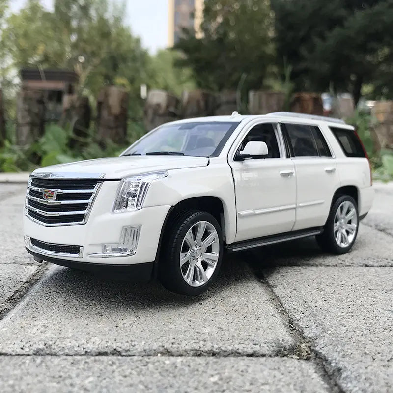 WELLY 1:24 Cadillac Escalade SUV Alloy Diecast Model Car