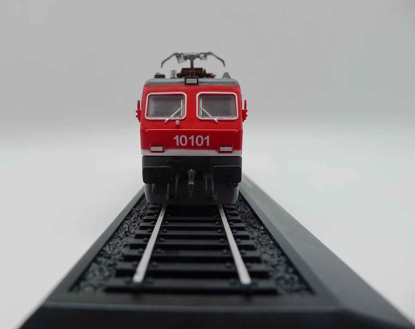 Atlas Re 4/4 IV Nr. 10101 (1982) TRAIN 1/87 Diecast Model