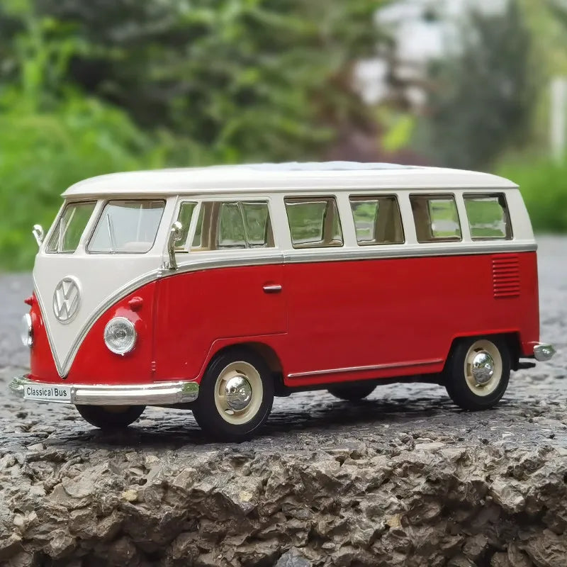 WELLY 1:24 Volkswagen VW T1 BUS Alloy Car Diecasts & Toy Vehicles Car Model Miniature Scale Model Car Toy For Children