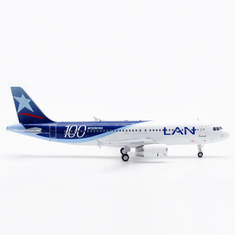 1:200 Scale Chilean A320 CC-BAA aircraft Simulation Airplane Alloy Model Static Display Collectible Gift Toy Souvenir Decration