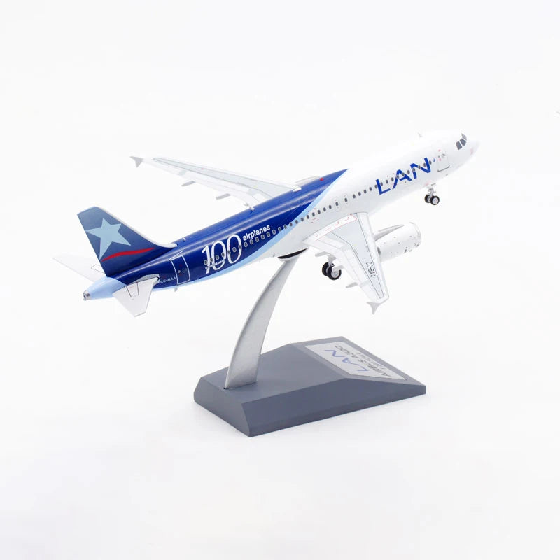 1:200 Scale Chilean A320 CC-BAA aircraft Simulation Airplane Alloy Model Static Display Collectible Gift Toy Souvenir Decration