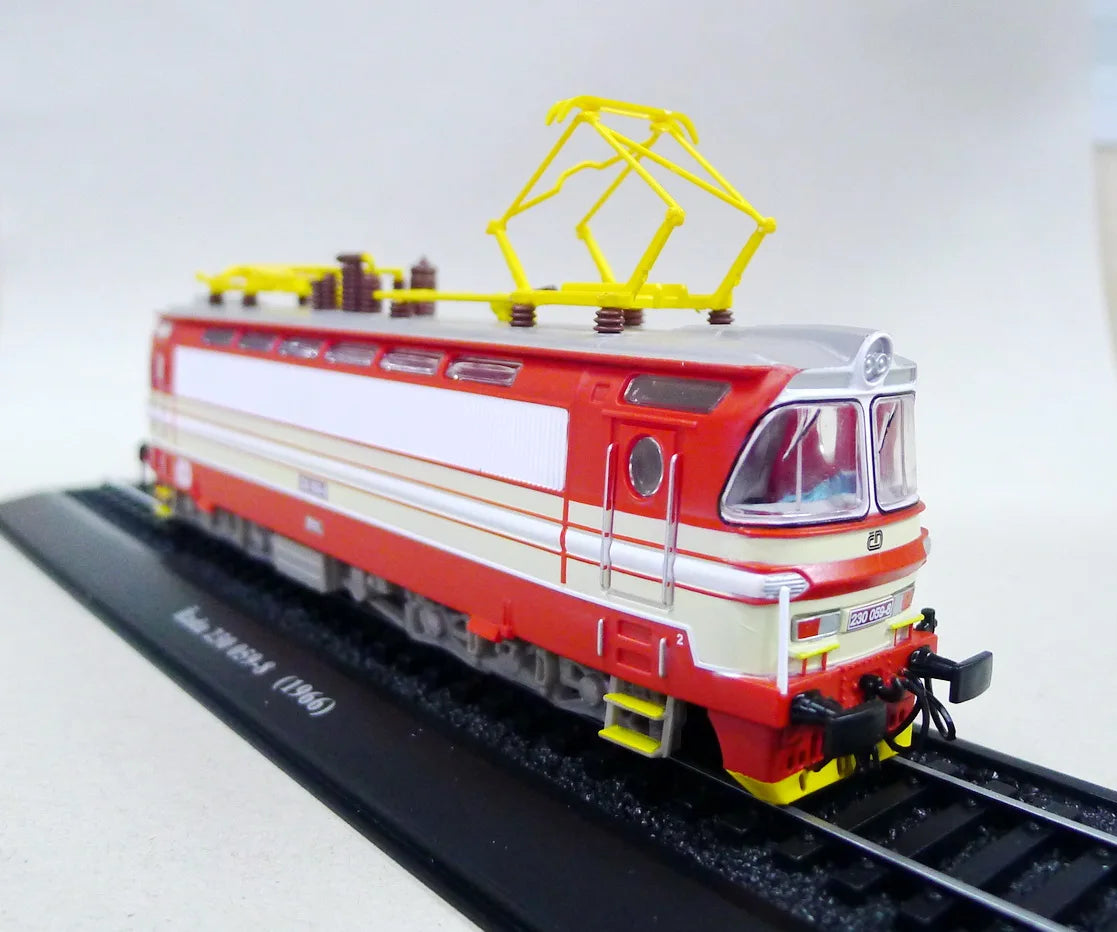 Atlas řadě 230 059-8 (1966) TRAIN 1/87 Diecast Model