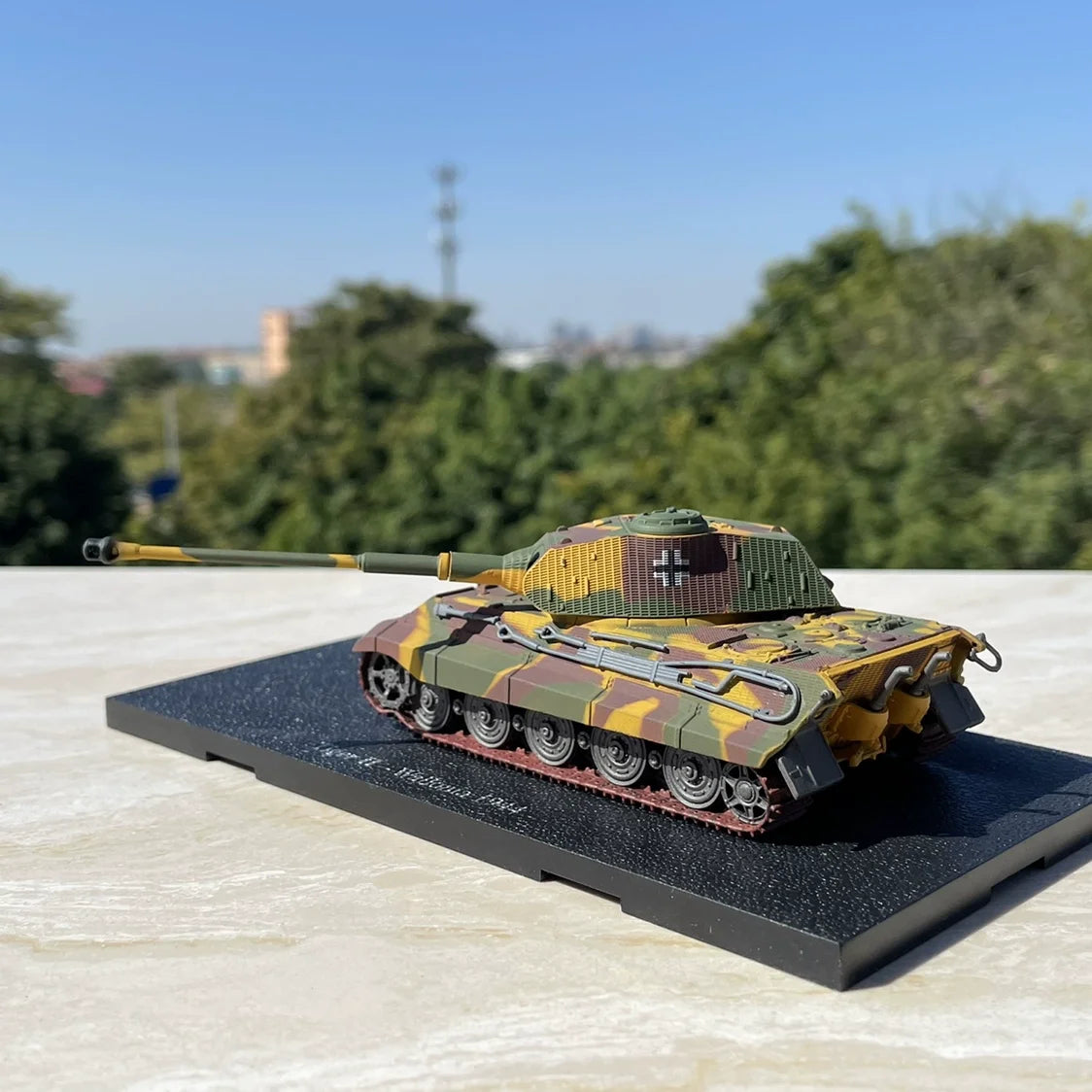 Tank Armored Vehicle Diecast Collectible Model