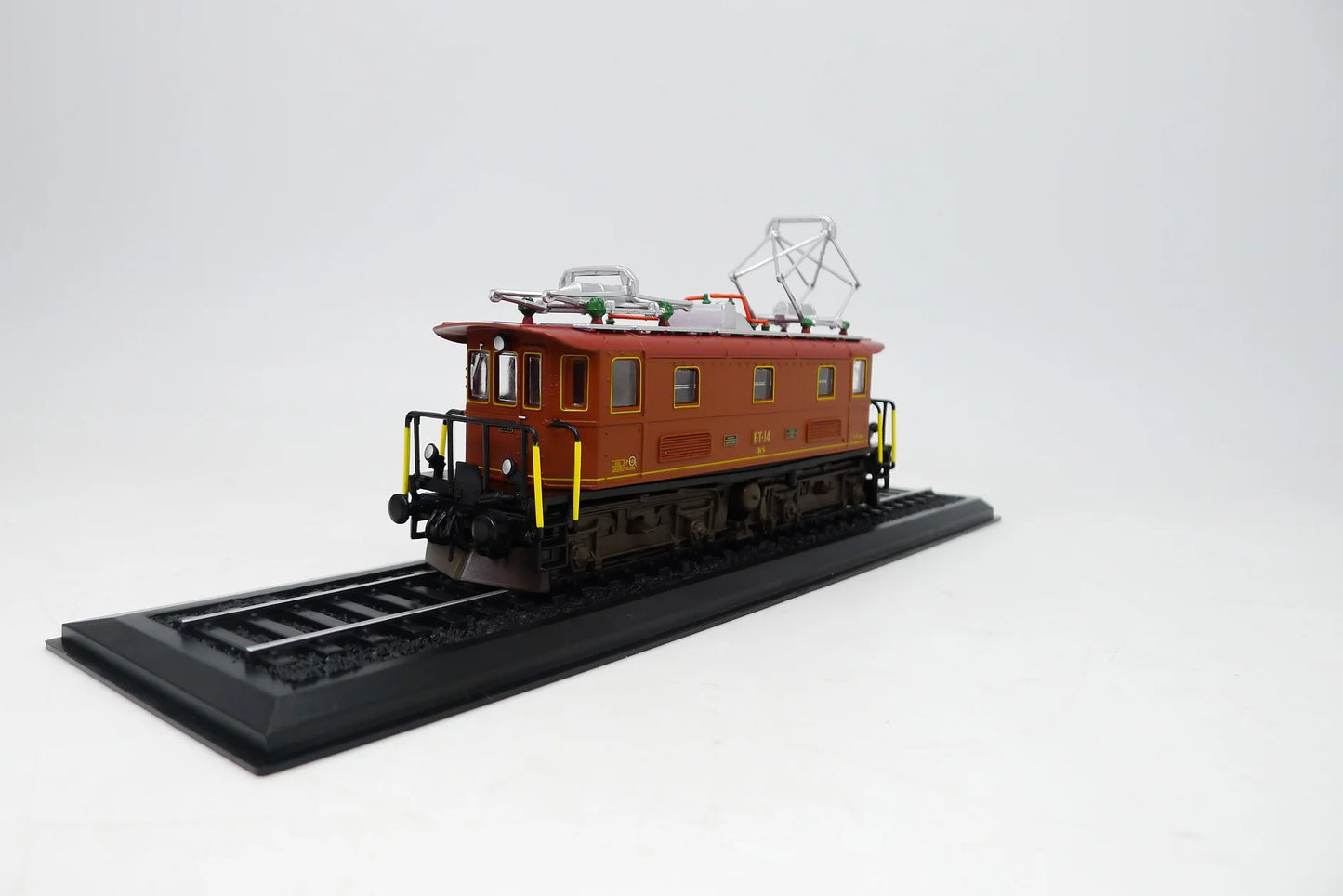 Be 4/4 Nr.14 (1931) TRAIN 1/87 Diecast Model