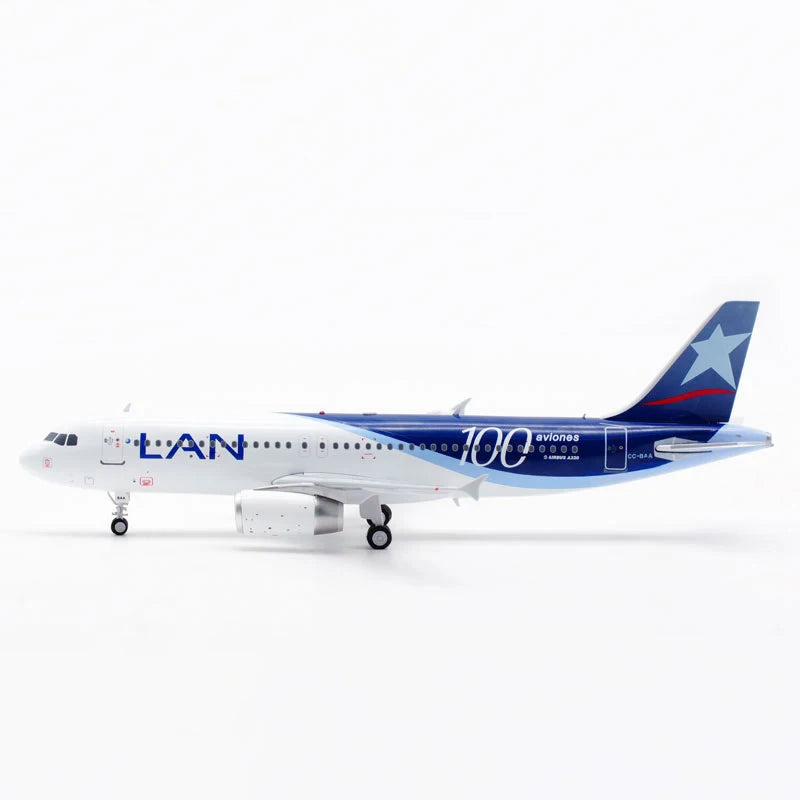 1:200 Scale Chilean A320 CC-BAA aircraft Simulation Airplane Alloy Model Static Display Collectible Gift Toy Souvenir Decration