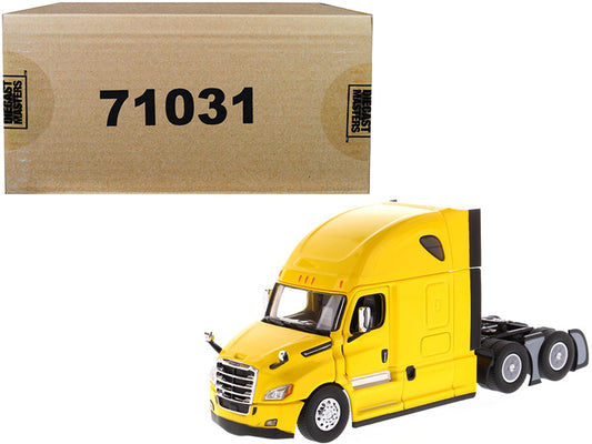 Freightliner New Cascadia Sleeper Cab Truck Tractor Yellow 1/50