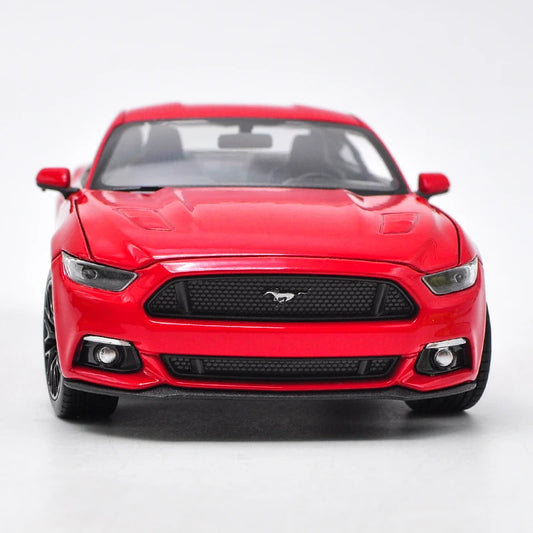 1:24 Ford Mustang GT 2015 – Diecast Collector Model