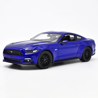 1:24 Ford Mustang GT 2015 – Diecast Collector Model