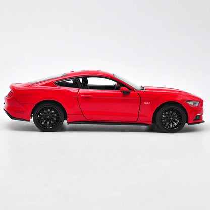 1:24 Ford Mustang GT 2015 – Diecast Collector Model