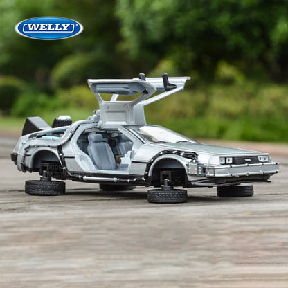WELLY 1:24 Diecast Alloy Car Model – Back to the Future Edition