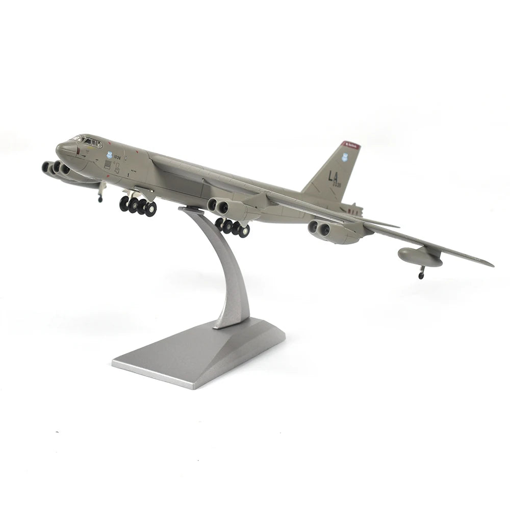 JASON TUTU 1/200 Scale Alloy Model Diecast Aircraft Model B52 Bomber Military Fighter B-52 Drop Shipping