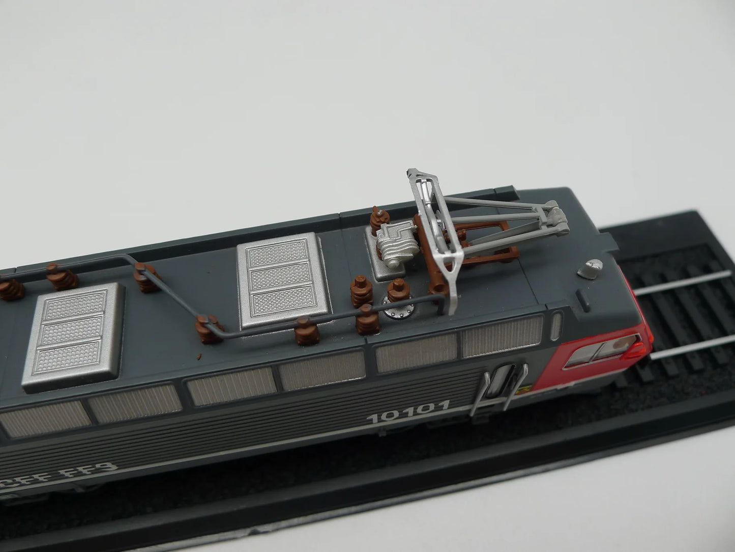 Atlas Re 4/4 IV Nr. 10101 (1982) TRAIN 1/87 Diecast Model