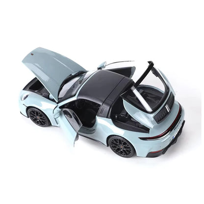 Maisto 1:18 Porsche 911 Targa 4 GTS Die-Cast Model Car with Removable Roof – Original Box
