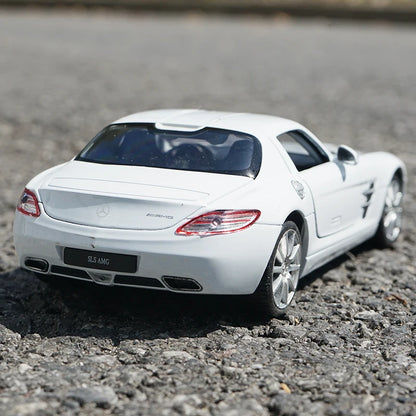 WELLY 1:24 Mercedes-Benz SLS AMG Diecast Model Car
