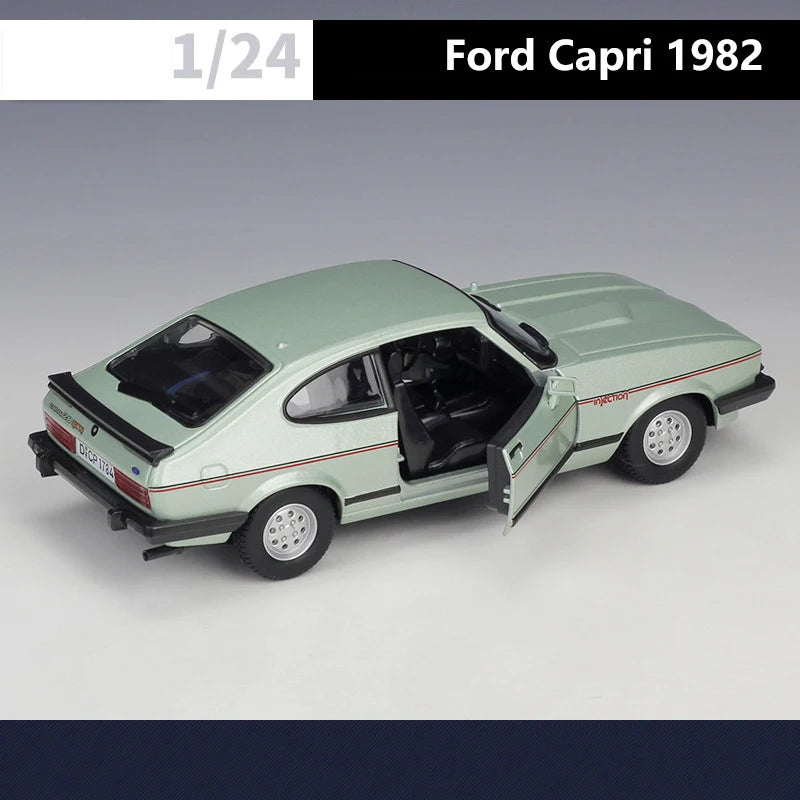 Bburago 1:24 Ford Capri 1982 Alloy Car Diecasts & Toy Vehicles Car Model Miniature Scale Model Car For Children