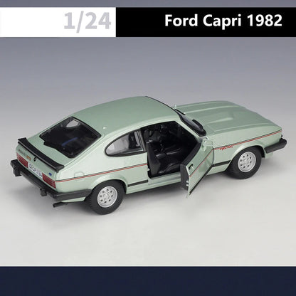 Bburago 1:24 Ford Capri 1982 Alloy Car Diecasts & Toy Vehicles Car Model Miniature Scale Model Car For Children
