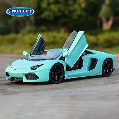 WELLY 1:24 Lamborghini Aventador LP700-4 Diecast Model Car – Alloy Metal Collectible