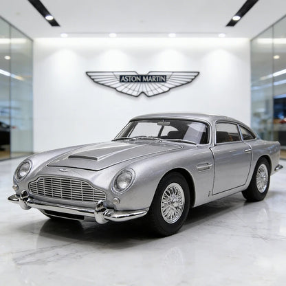 WELLY 1:24 Aston Martin DB5 Alloy Car Diecasts & Toy Vehicles Car Model Miniature Scale Model Car Toy For Children