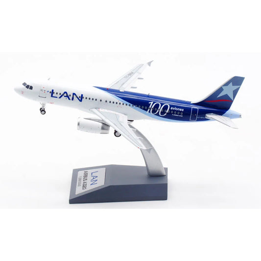 1:200 Scale Chilean A320 CC-BAA aircraft Simulation Airplane Alloy Model Static Display Collectible Gift Toy Souvenir Decration