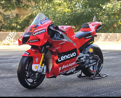 Maisto 1:6 Ducati Desmosedici GP #63 Diecast Motorcycle Model