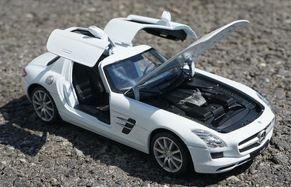 WELLY 1:24 Mercedes-Benz SLS AMG Diecast Model Car