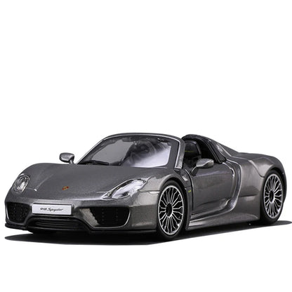 Bburago Porsche 918 Spyder 1:24 Diecast Model Car