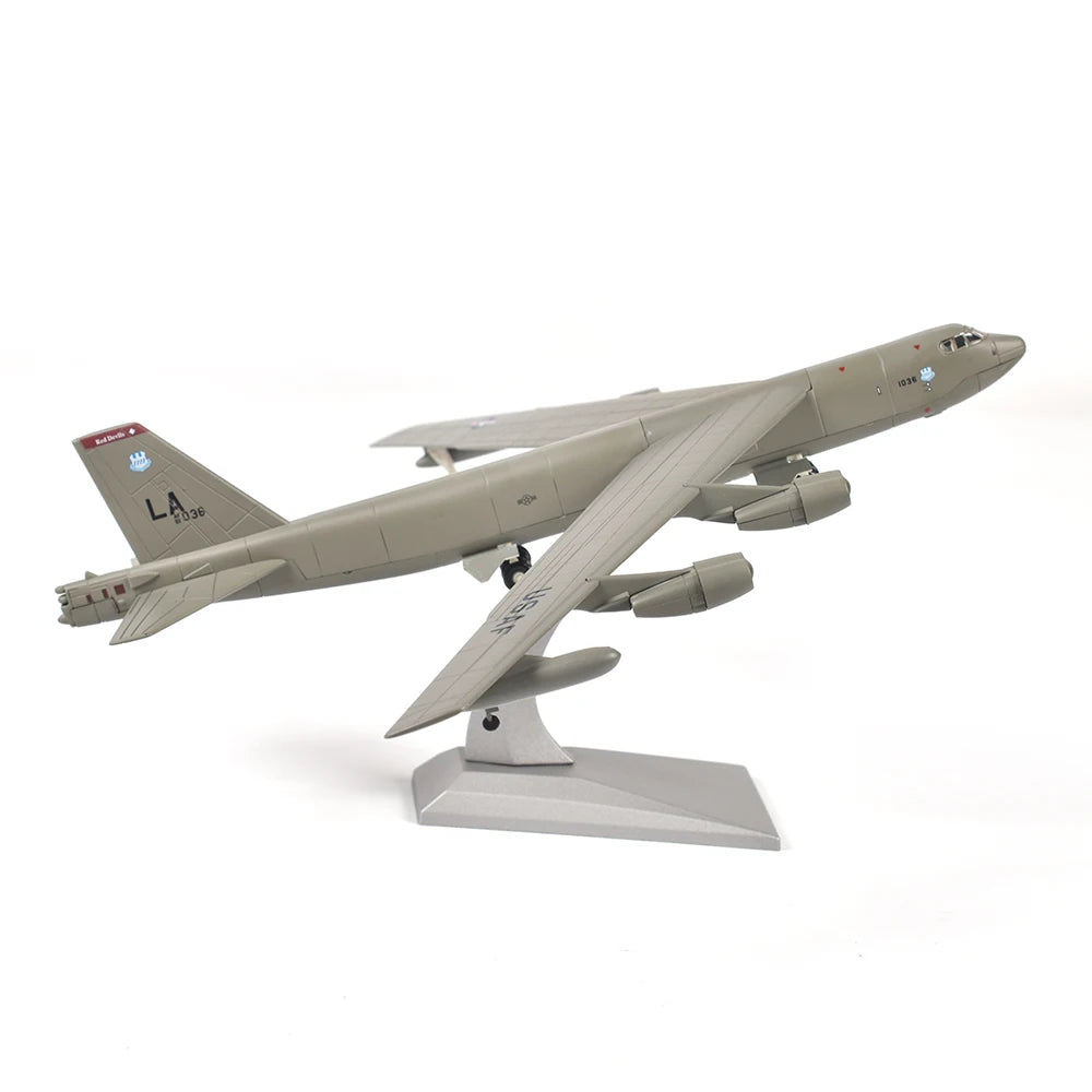 JASON TUTU 1/200 Scale Alloy Model Diecast Aircraft Model B52 Bomber Military Fighter B-52 Drop Shipping