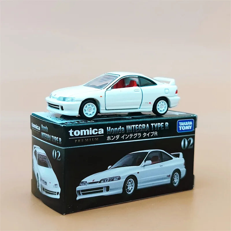 TOMY Mitsubishi Lancer Evolution X (Evo X) JDM 1:64 Diecast Model Car by Maisto