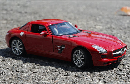 WELLY 1:24 Mercedes-Benz SLS AMG Diecast Model Car