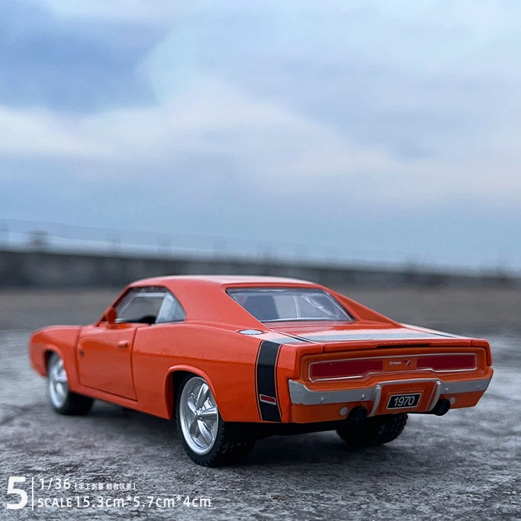 1970 Dodge Charger R/T Diecast Model Car – 1:32 Scale with Sound, Light & Pull-Back Action