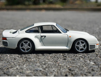 Porsche 959 Diecast Car Model by WELLY
