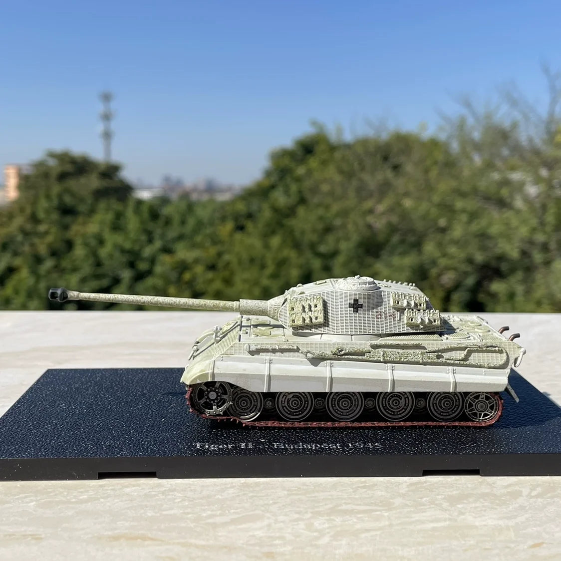 Tank Armored Vehicle Diecast Collectible Model