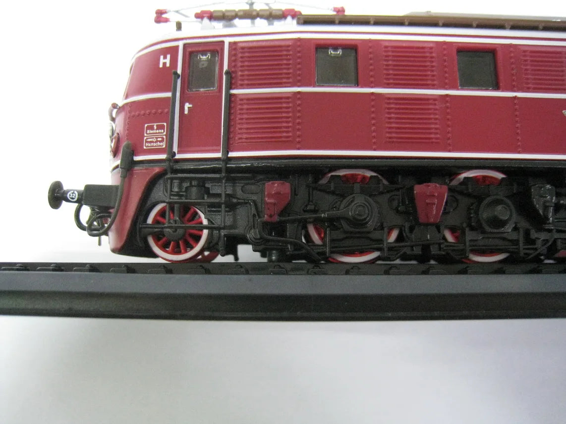 Atlas E 19 12 (1940) TRAIN 1/87 Diecast Model
