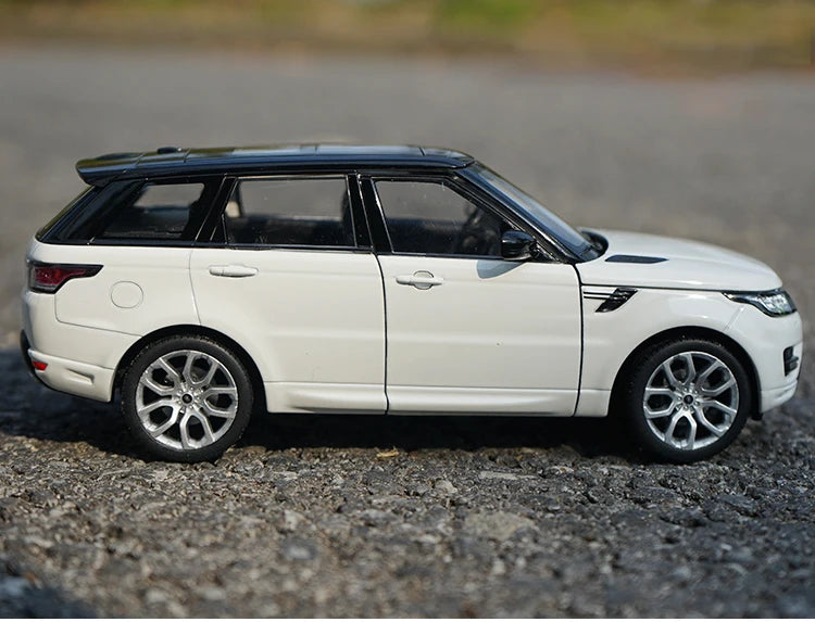 WELLY 1:24 Land Rover Range Rover Sport Alloy Car Diecasts & Toy Vehicles Car Model Miniature Scale Model Car Toy For Children