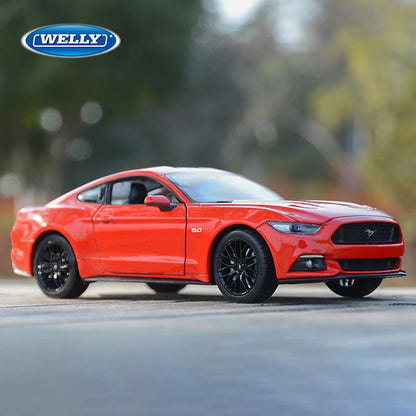 1:24 Ford Mustang GT 2015 – Diecast Collector Model