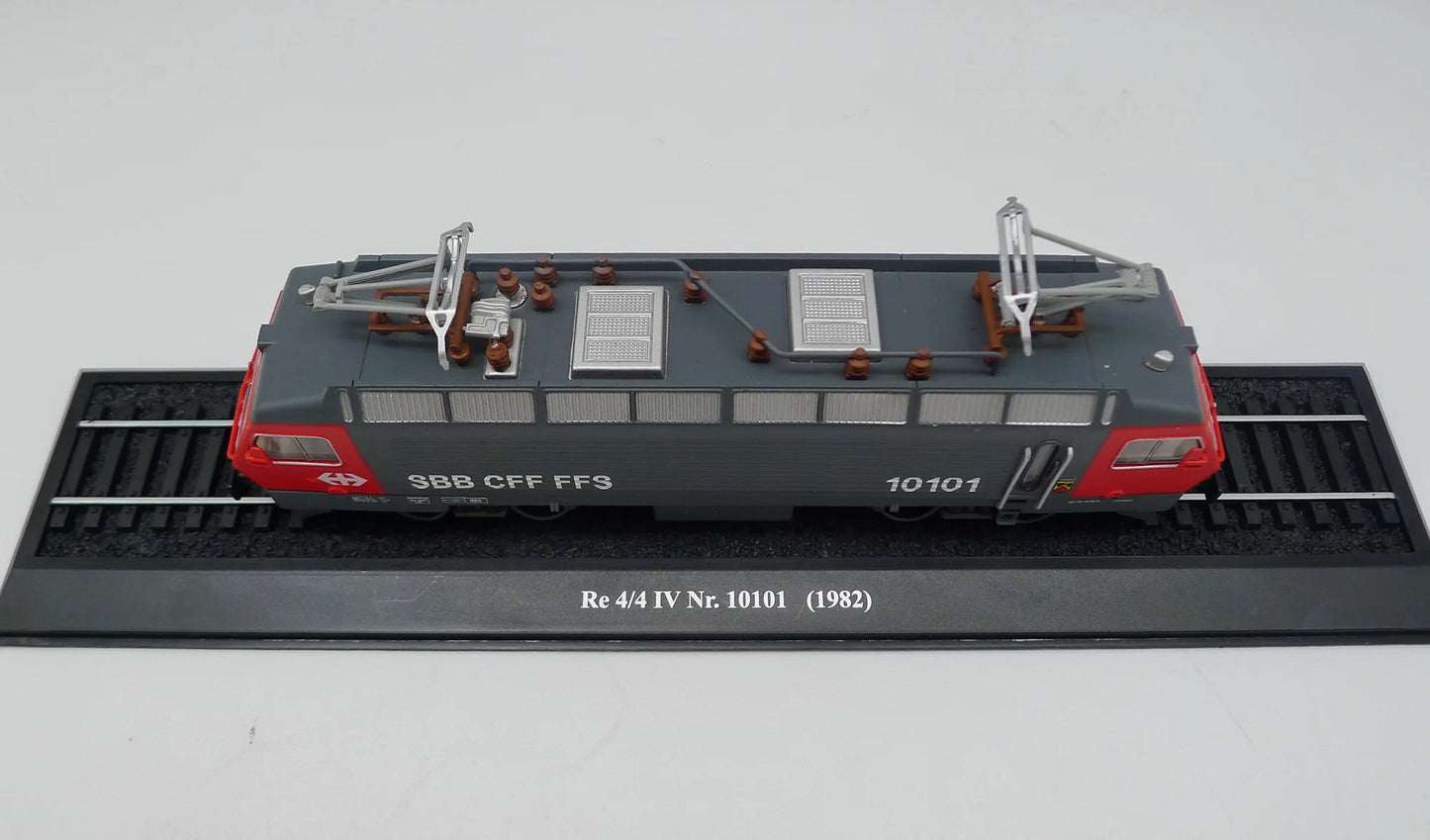 Atlas Re 4/4 IV Nr. 10101 (1982) TRAIN 1/87 Diecast Model