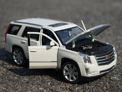 WELLY 1:24 Cadillac Escalade SUV Alloy Diecast Model Car