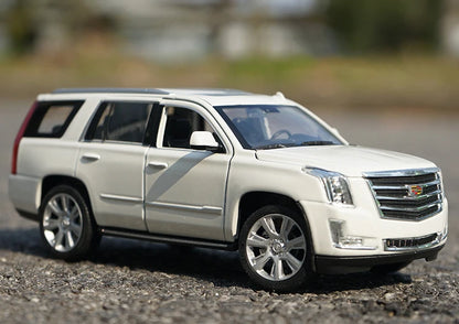 WELLY 1:24 Cadillac Escalade SUV Alloy Diecast Model Car