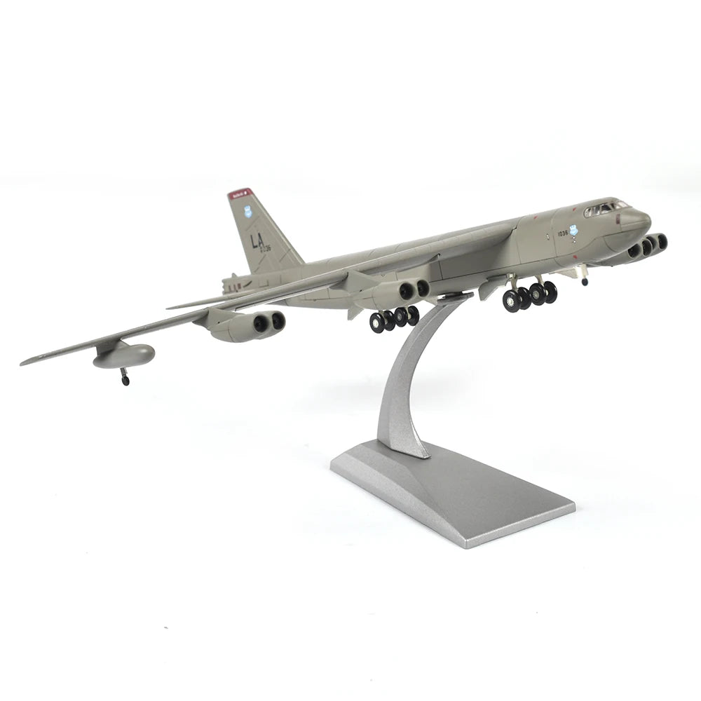 JASON TUTU 1/200 Scale Alloy Model Diecast Aircraft Model B52 Bomber Military Fighter B-52 Drop Shipping