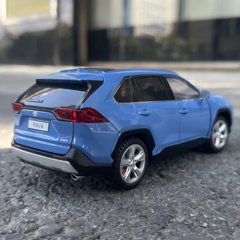 Toyota RAV4 1:24 Diecast Alloy SUV Model Car with Sound & Light