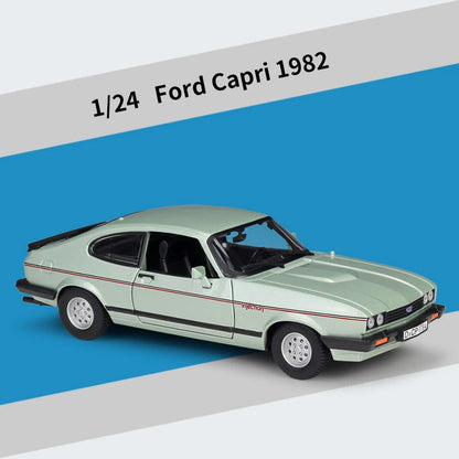 Bburago 1:24 Ford Capri 1982 Alloy Car Diecasts & Toy Vehicles Car Model Miniature Scale Model Car For Children