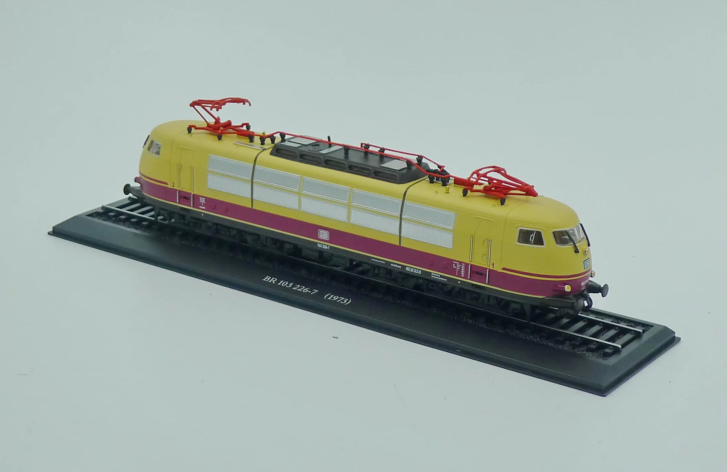 Atlas BR 103 226-7 (1973)TRAIN 1/87 Diecast Model