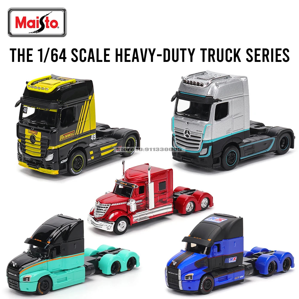 Maisto 1:64 Mercedes-Benz & Mack Anthem Tow & Go Die-Cast Truck with Trailer